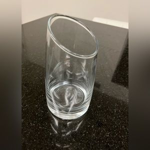 Glass vase
